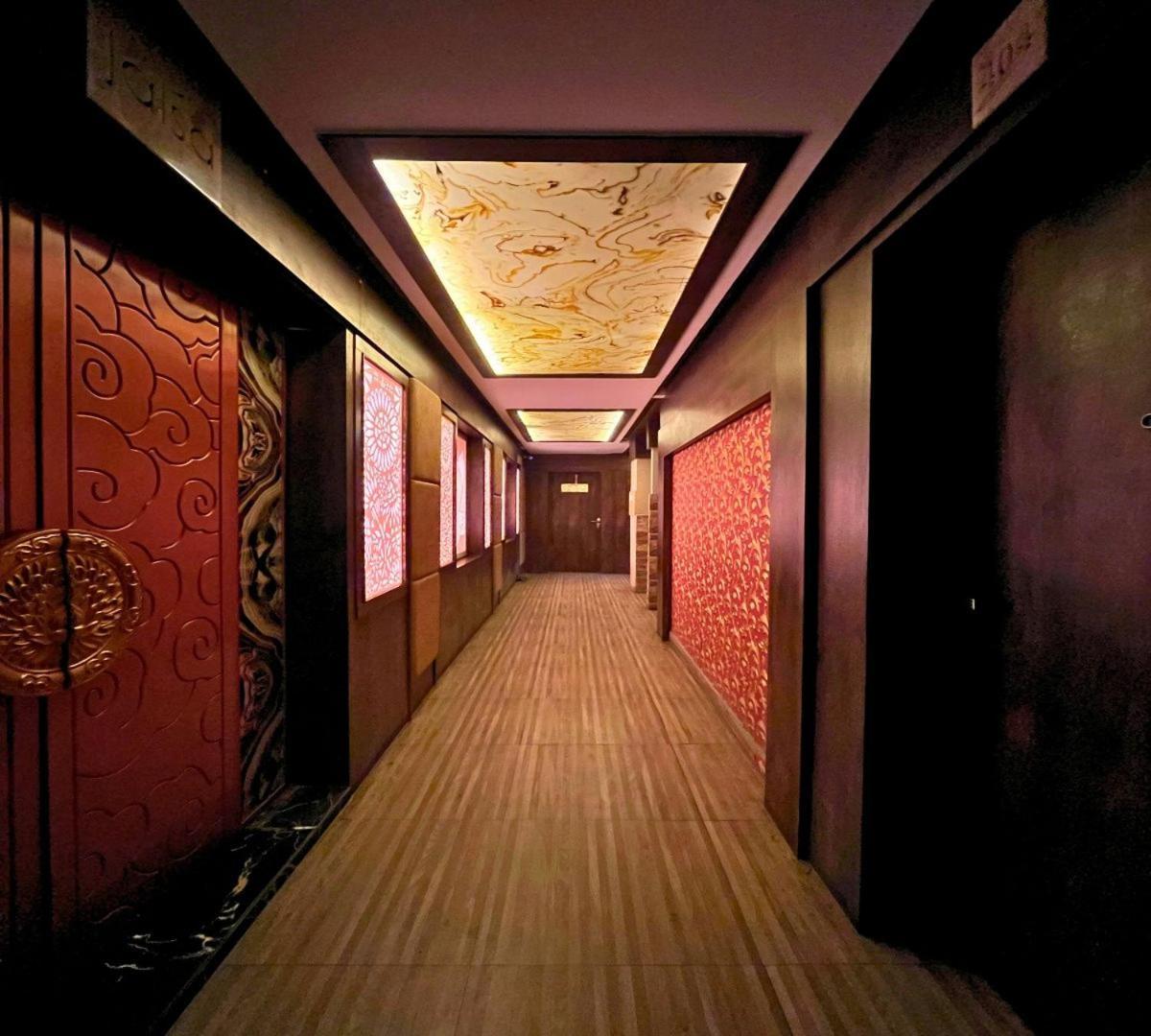 Hotel Runway Inn Pura Raghunāth Kültér fotó